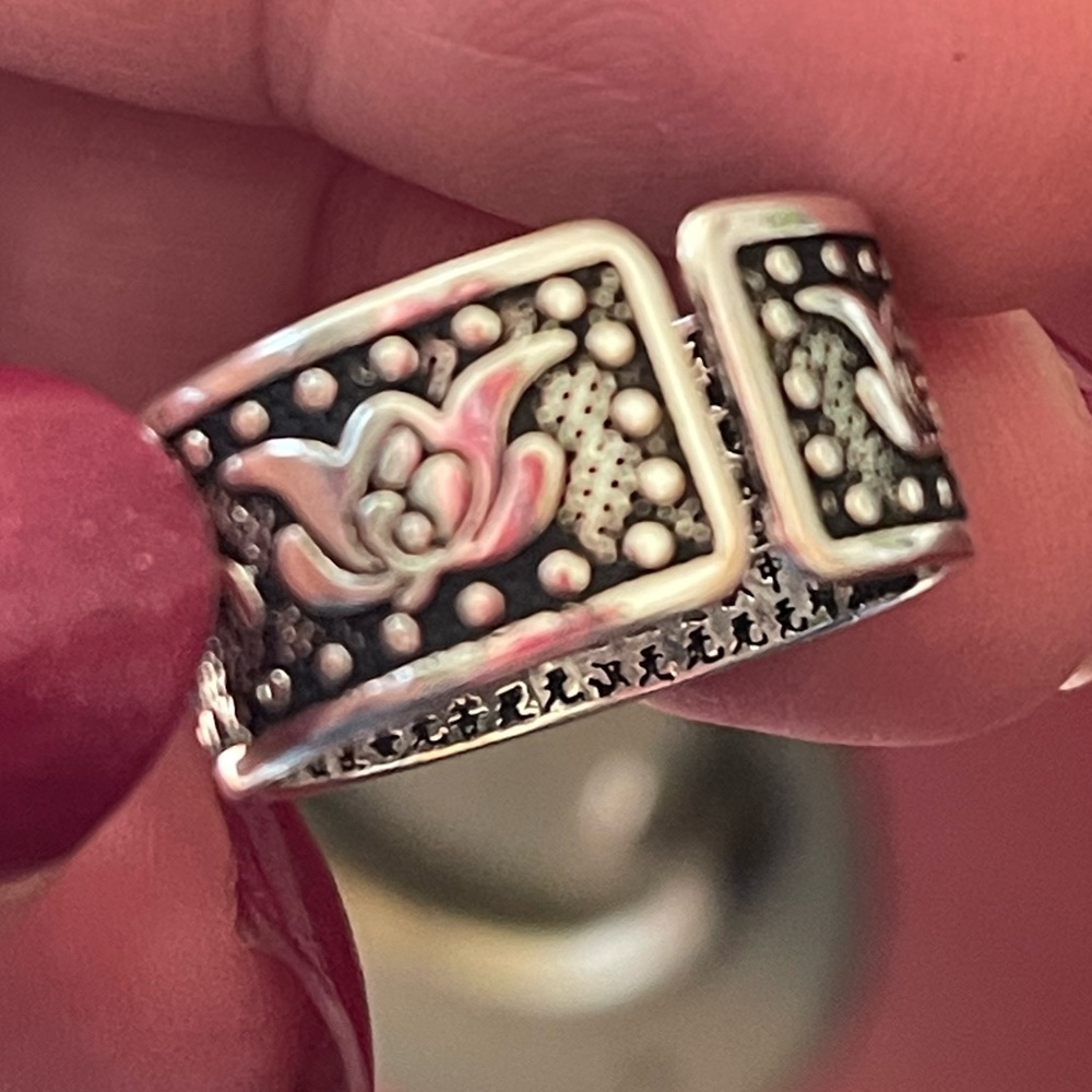 Lotus ring - Picture 3 of 6
